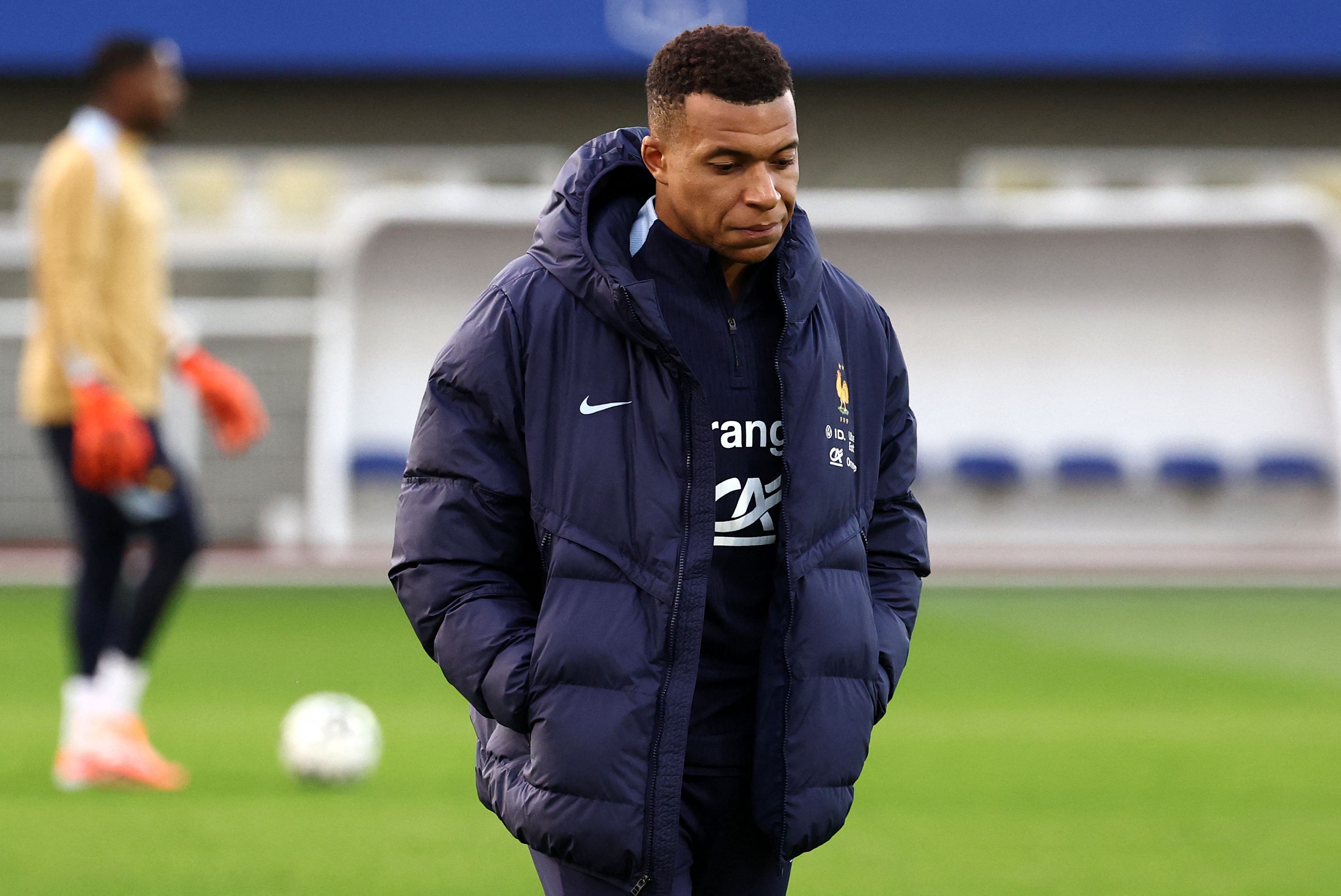 九游体育官网-包含法国杯今晚再迎强敌，上海海港刷新队史纪录，主帅态度：球迷炸锅，训练强度明显提升的词条